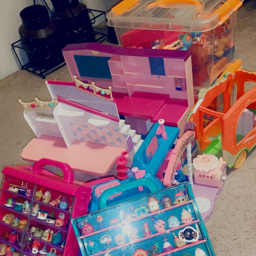 Shopkin Bundle - Picture 3 of 7